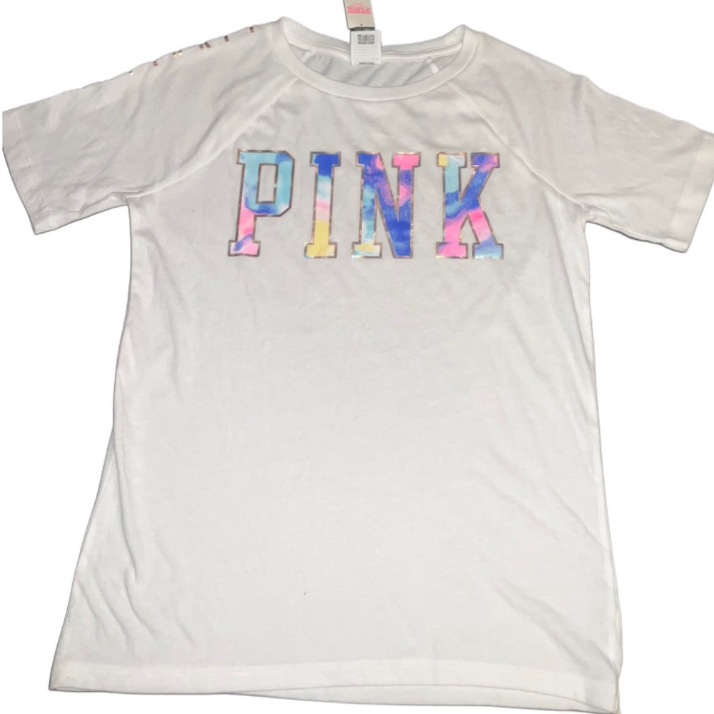PINK BY VS WHITE TSHIRT WITH IRIDESCENT FOIL PINK LOGO ON SLEEVE SZ XS